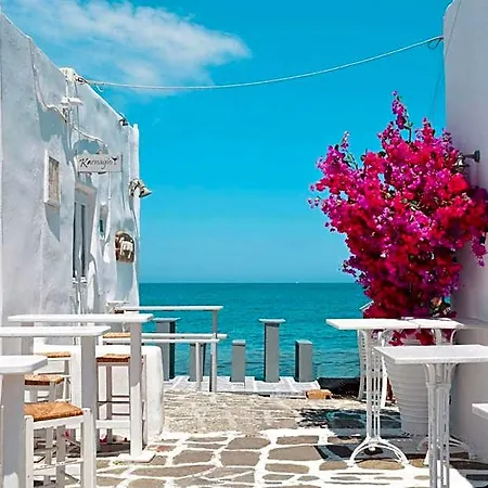 Naxos Center Superior Quadruple Balcony Naxos City